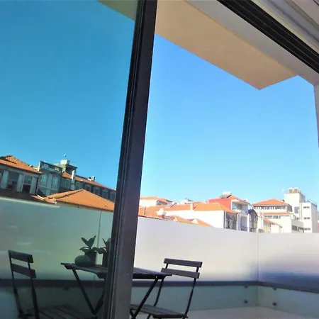 Sunny Terrace Almada